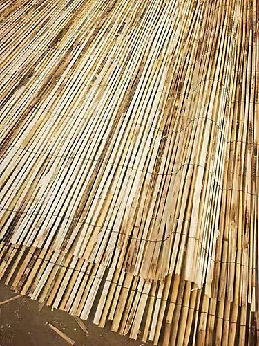 1.8m X 5m Split Natural Peeled Reed Screening Fencing Panel Bamboo Fence Roll Garden 4 1.8m X 5m Split Natural Peeled Reed Screening Fencing Panel Bamboo Fence Roll Garden - Image 2
