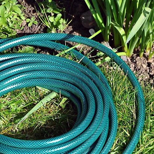 30m Reinforced Garden Hose Pipe / Hosepipe In Green 4 30m Reinforced Garden Hose Pipe / Hosepipe In Green - Image 2