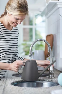 Elho Brussels Recycled Plastic Watering Can 1.8L In Anthracite 9 Elho Brussels Recycled Plastic Watering Can 1.8L In Anthracite -Leaf Shop elho brussels recycled plastic watering can 1 8l in anthracite8711904303402 04c MP