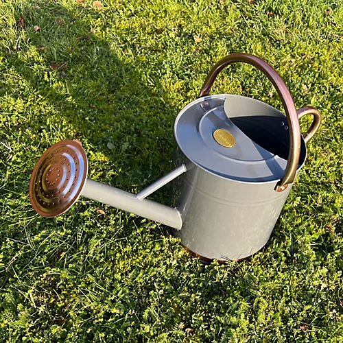 French Grey & Copper Metal Watering Can With Rose (9 Litre) 6 French Grey & Copper Metal Watering Can With Rose (9 Litre) - Image 4