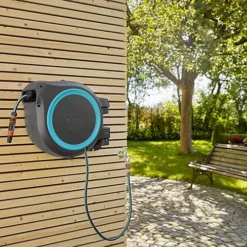 Gardena Rollup XL Wall-mounted Auto Hose Pipe Set (L)35m -Leaf Shop gardena rollup xl wall mounted auto hose pipe set l 35m4078500052061 03i bq