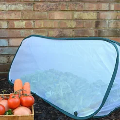 GardenSkill Pop Up Grow Tunnel Cloche Insect Net Protection Cover For Carrots Herbs Flowers 150x60cm H 9 GardenSkill Pop Up Grow Tunnel Cloche Insect Net Protection Cover For Carrots Herbs Flowers 150x60cm H -Leaf Shop gardenskill pop up grow tunnel cloche insect net protection cover for carrots herbs flowers 150x60cm h5060266502262 04c MP