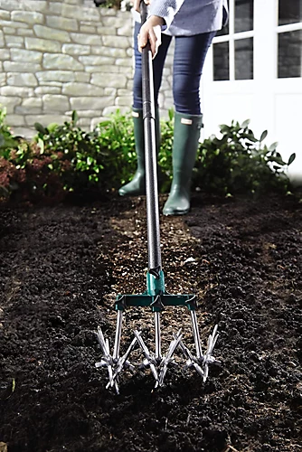 Rolling Cultivator Garden Tool - 18 Offset Blades With Adjustable Telescopic Long Handled - Measures H128 X W16cm 4 Rolling Cultivator Garden Tool - 18 Offset Blades With Adjustable Telescopic Long Handled - Measures H128 X W16cm - Image 2