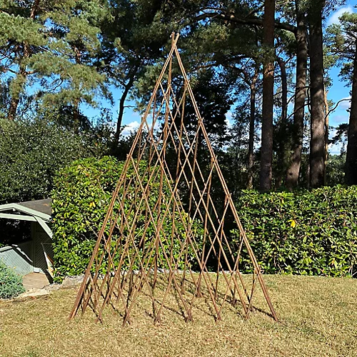 Set Of Three Expanding Willow Garden Obelisks (1.5m) 4 Set Of Three Expanding Willow Garden Obelisks (1.5m) - Image 2