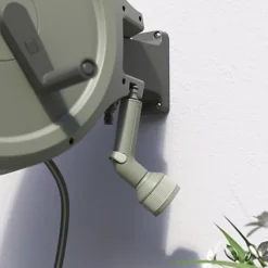 Verve Wall-mounted Manual Hose Reel Set (L)40m -Leaf Shop verve wall mounted manual hose reel set l 40m5059340251004 02i